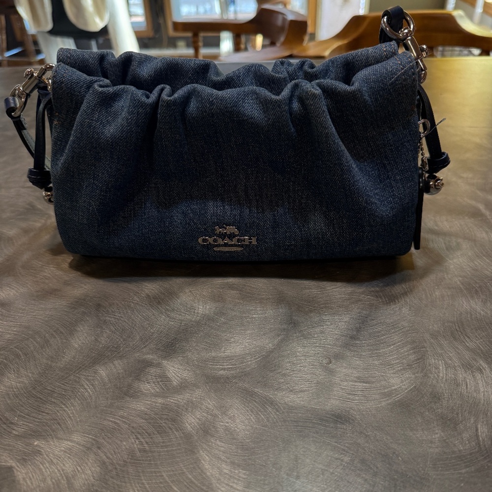 Coach Faye Shoulder Bag